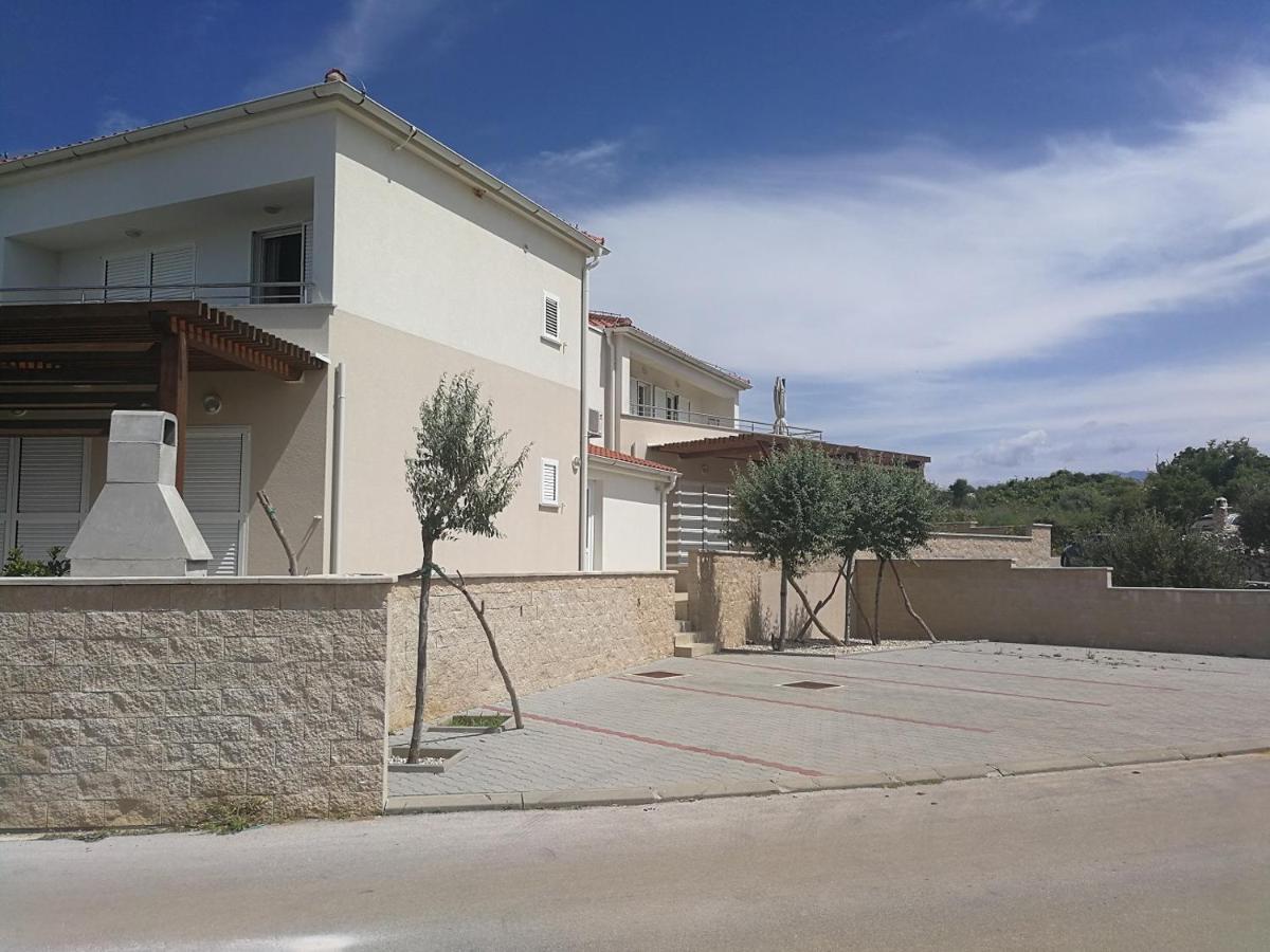 Sea Salt Apartment Novalja Luaran gambar