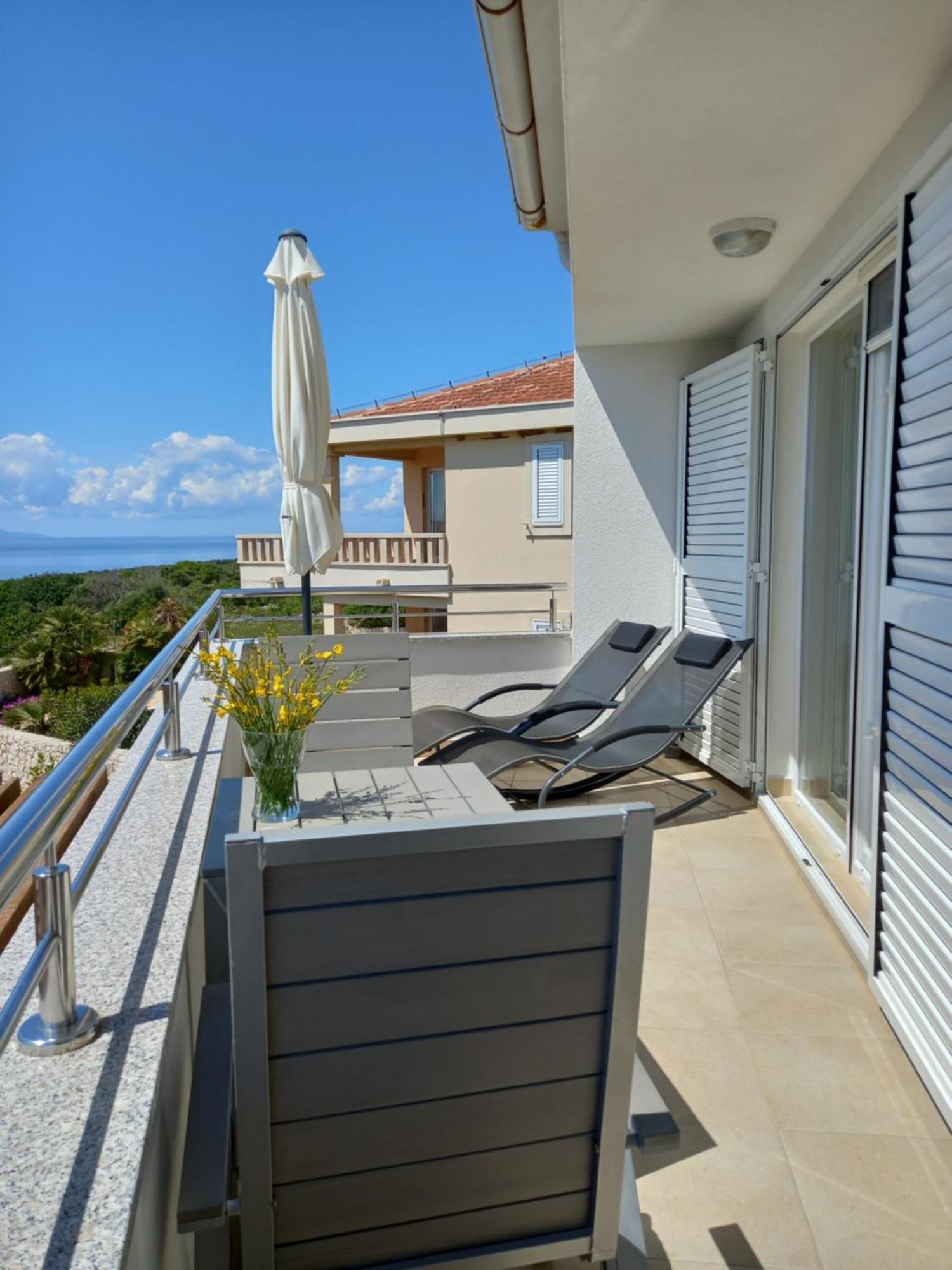 Sea Salt Apartment Novalja Luaran gambar